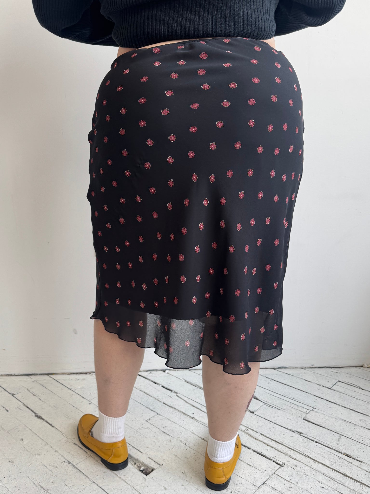 Vintage - Black Patterned Bias Midi Skirt (L-1X)