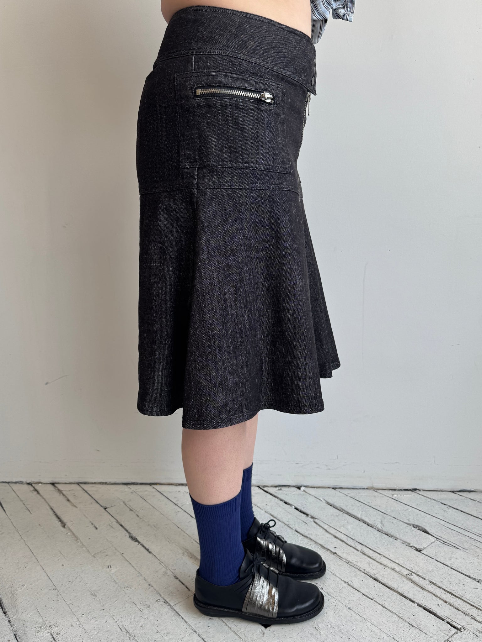 Vintage - Black Denim Zip Front Skirt (XL)