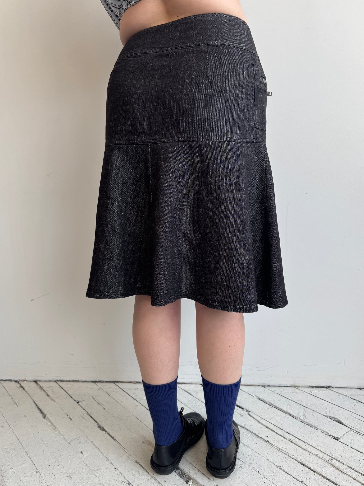 Vintage - Black Denim Zip Front Skirt (XL)