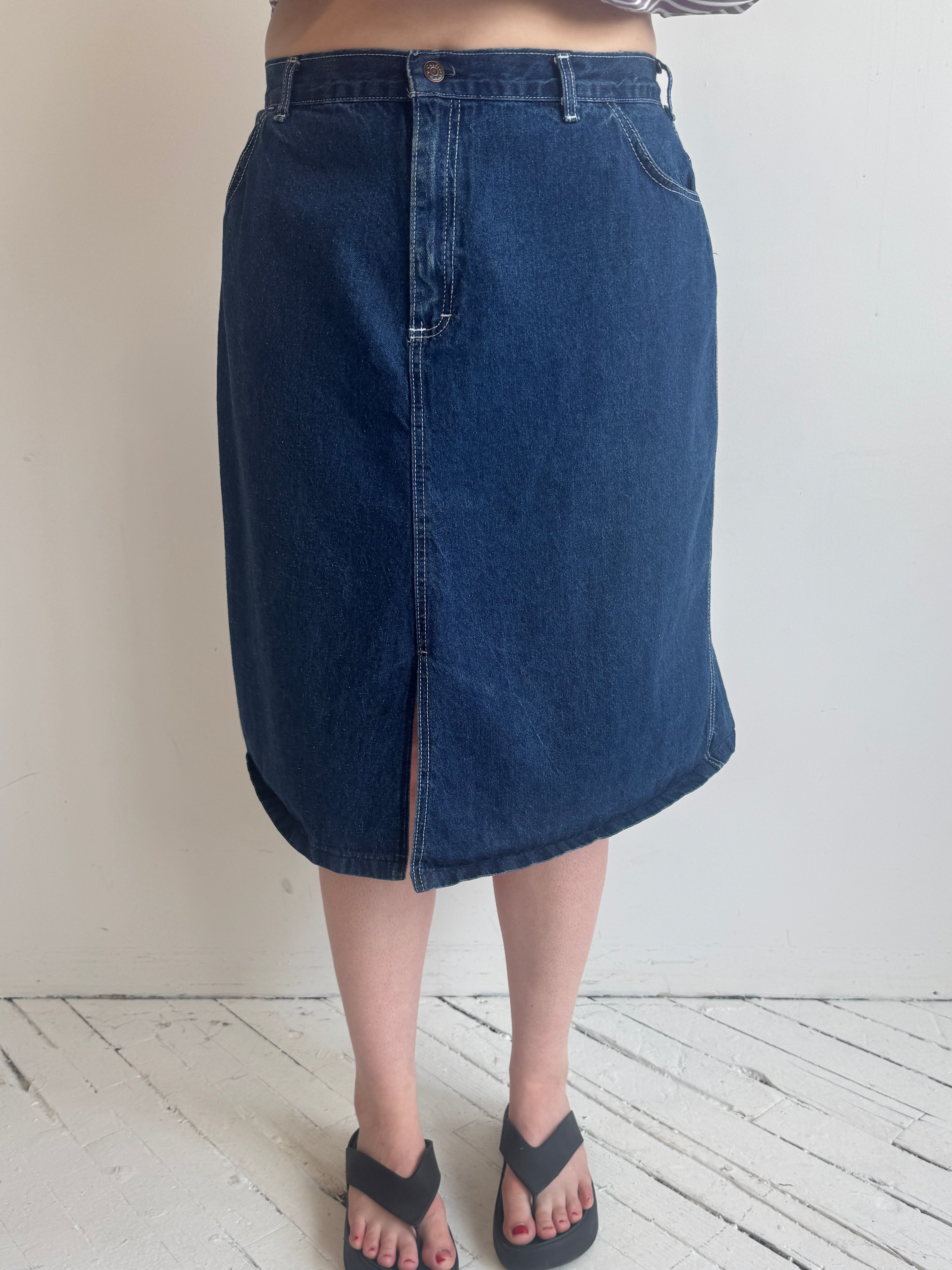 Vintage - Denim Skirt with Floral Pockets (XL)