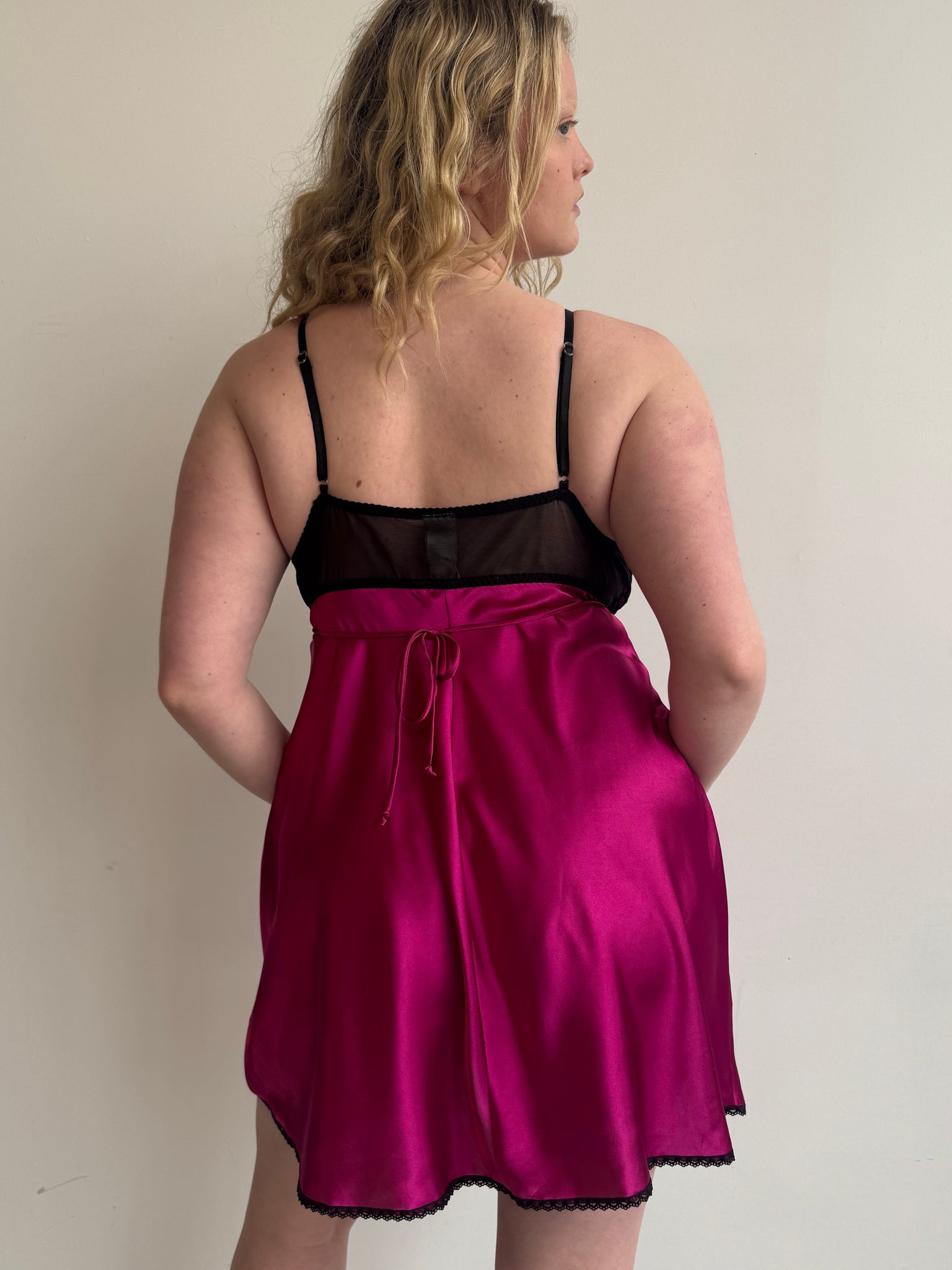 Vintage - Fuchsia and Black Slip Dress (L/XL)