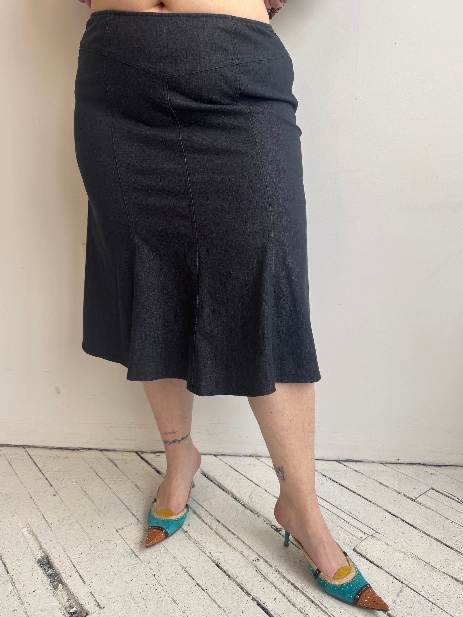 Vintage - Black Denim Midi Skirt (1X)