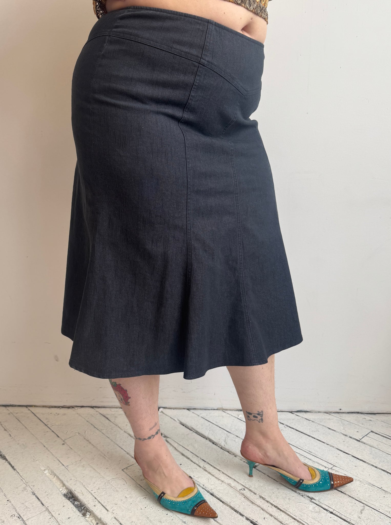 Vintage - Black Denim Midi Skirt (1X)