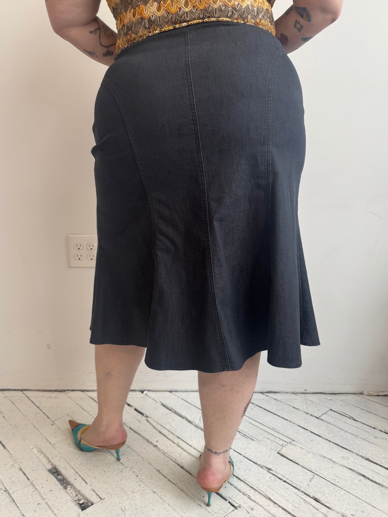 Vintage - Black Denim Midi Skirt (1X)