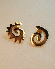 Paulina Otero - Caracol & Espiral Gold Studs
