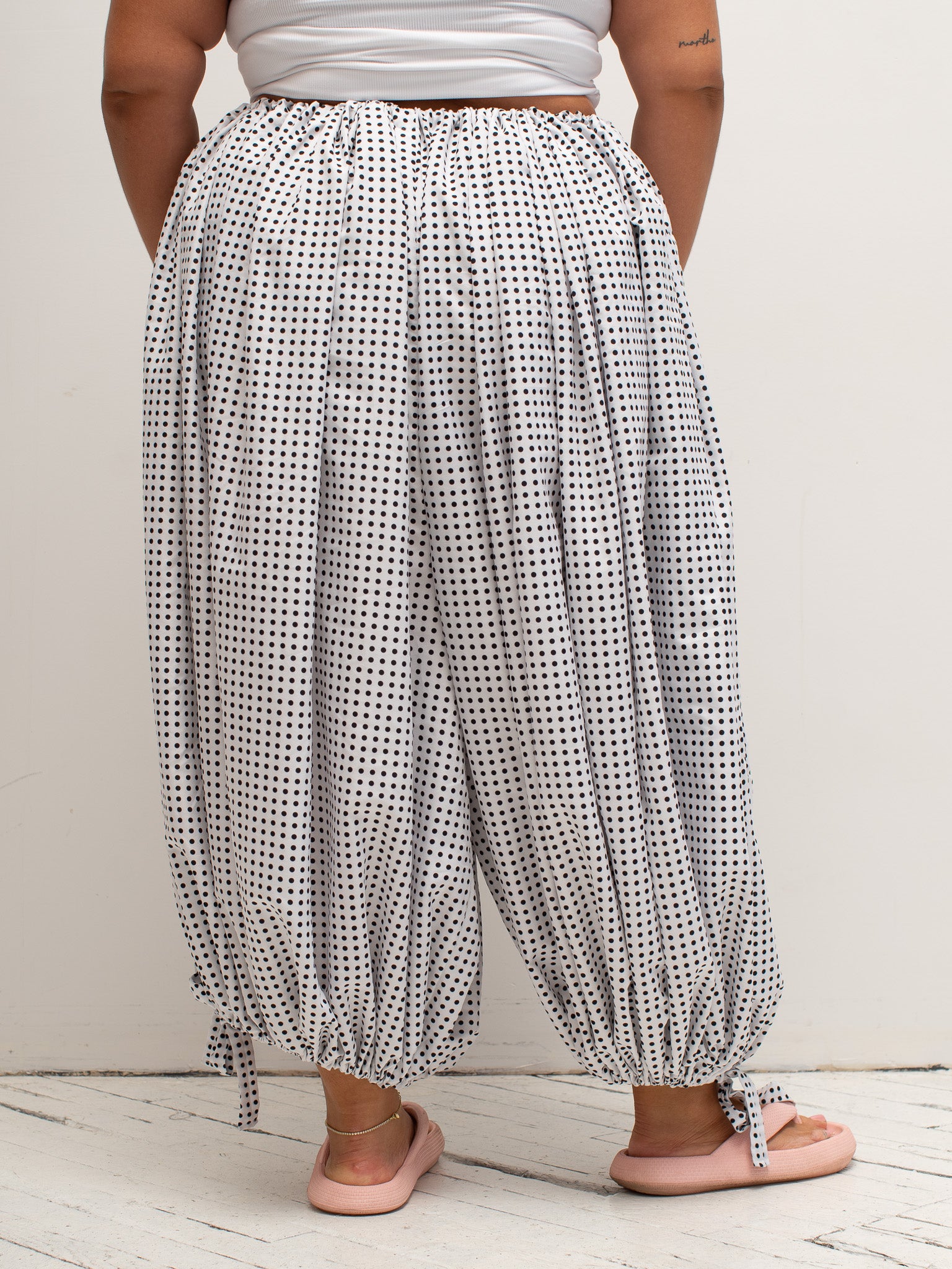 makmak - Polka Dot Bloomer Pants (S-4X)