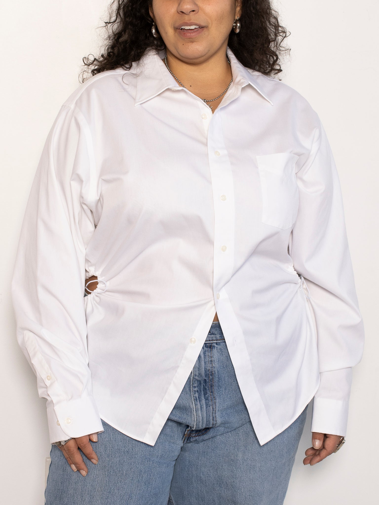 Nena Hansen - White Button Down (1X)