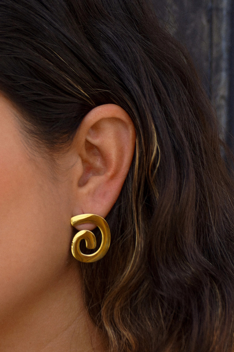 Paulina Otero - Caracol & Espiral Gold Studs
